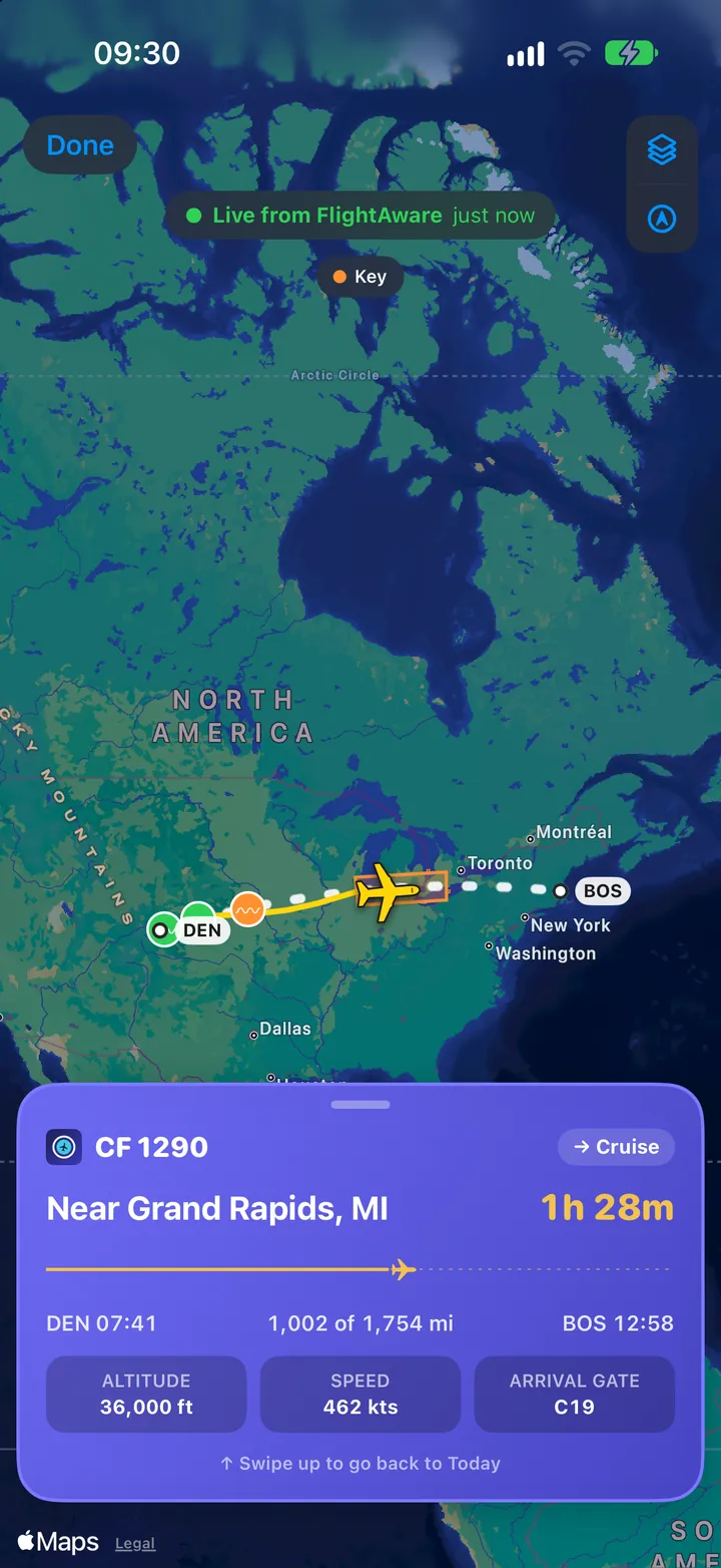 CabinFlow live flight map: the plane on its route with miles to go, altitude, speed and arrival gate